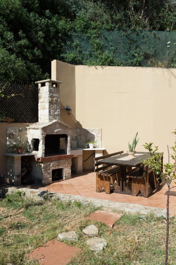 Heraklion Comfy House With Mountain View Ngoại thất bức ảnh