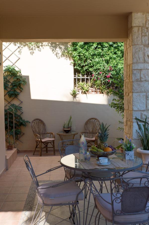 Heraklion Comfy House With Mountain View Ngoại thất bức ảnh