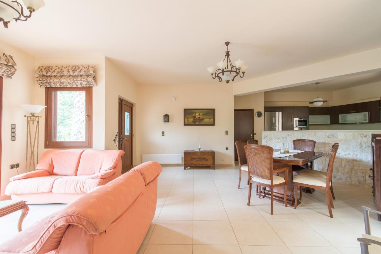 Heraklion Comfy House With Mountain View Ngoại thất bức ảnh