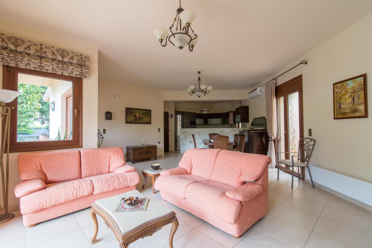 Heraklion Comfy House With Mountain View Ngoại thất bức ảnh