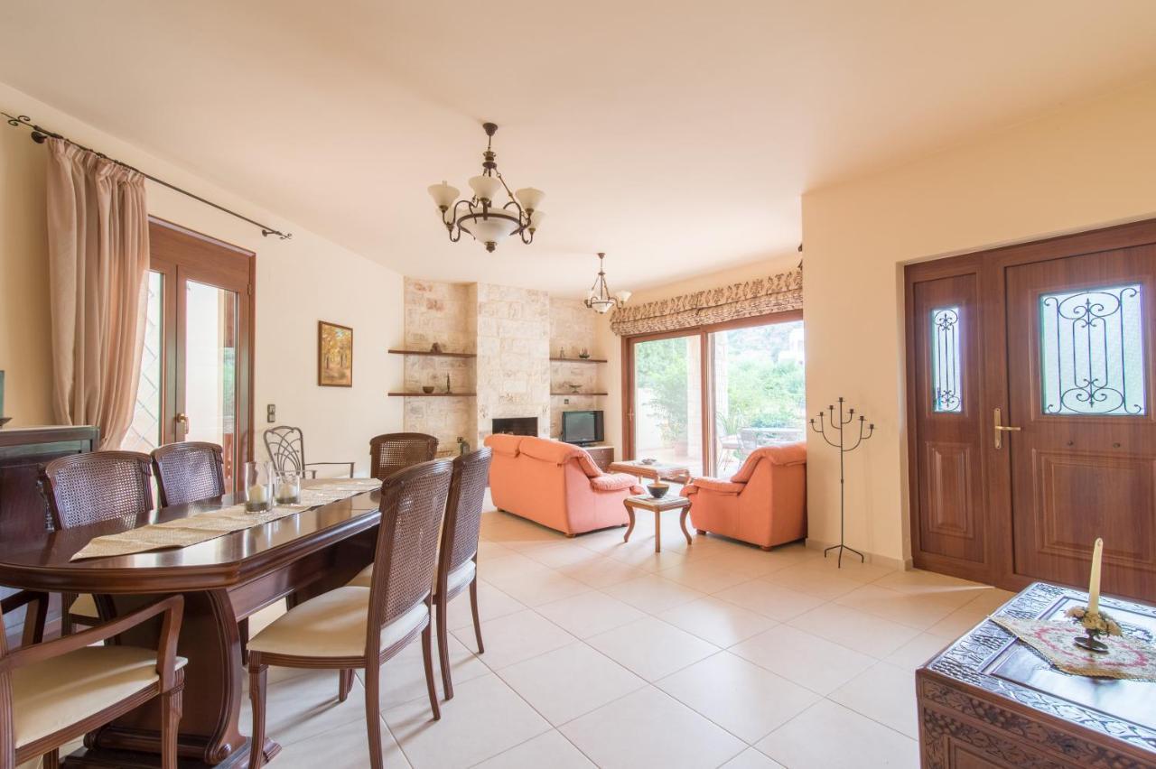 Heraklion Comfy House With Mountain View Ngoại thất bức ảnh