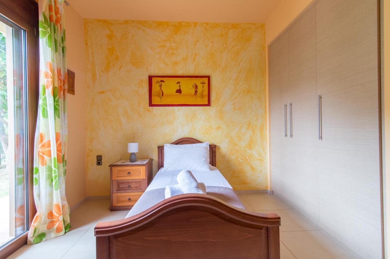 Heraklion Comfy House With Mountain View Ngoại thất bức ảnh